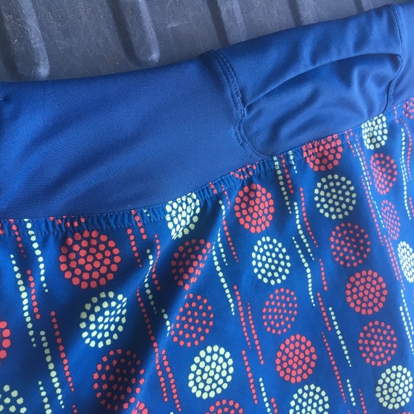 Patagonia Women's running skirt XL - Picture 3 of 6